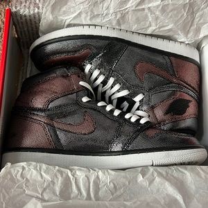 Women’s AIR JORDAN 1 HIGH OG FEARLESS